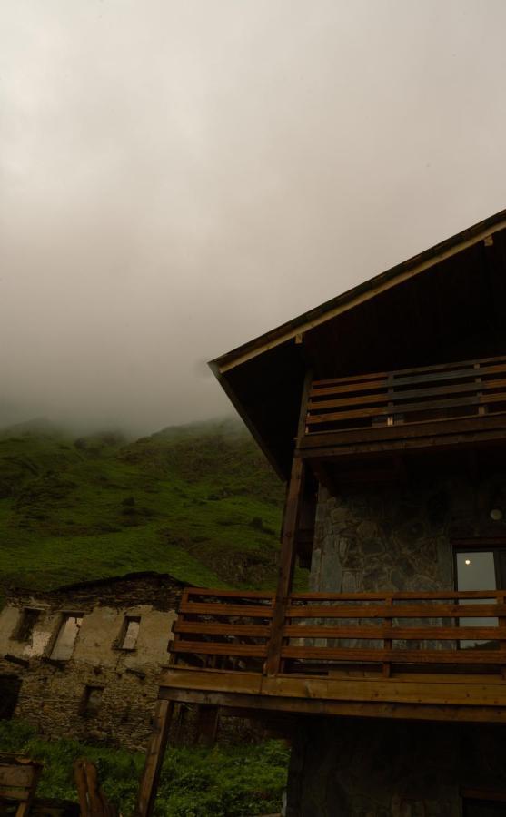 Gaul Gavkhe Hotel Ushguli Esterno foto